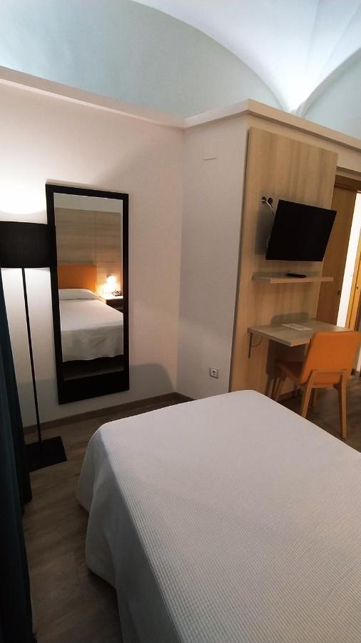 Hotel Balneario El Raposo Puebla de Sancho Perez Екстер'єр фото