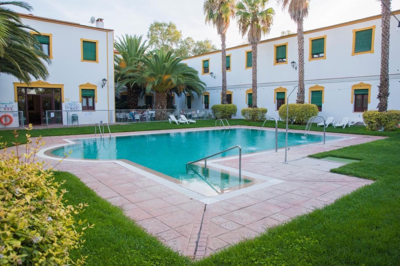 Hotel Balneario El Raposo Puebla de Sancho Perez Екстер'єр фото