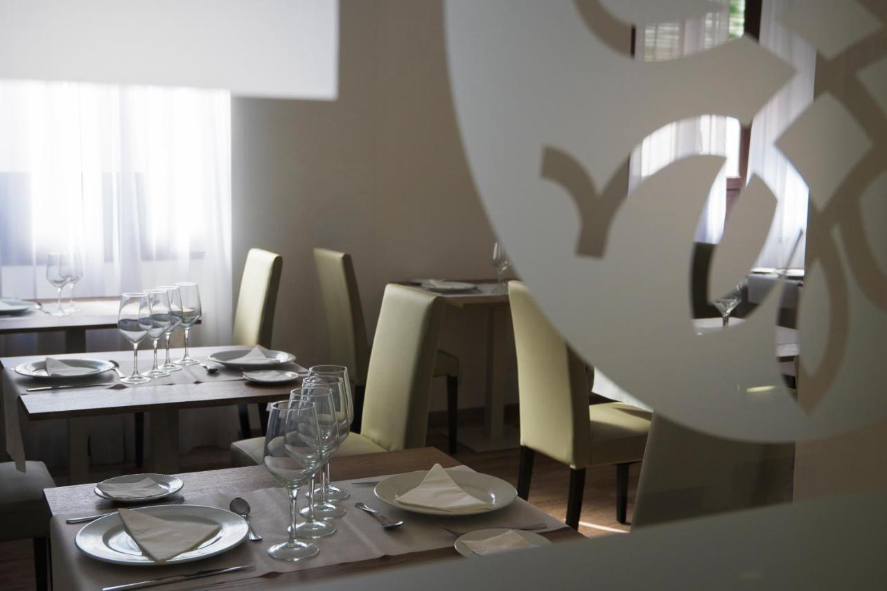 Hotel Balneario El Raposo Puebla de Sancho Perez Екстер'єр фото